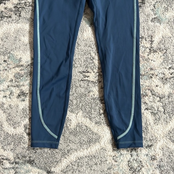 Peloton Leggings - Picture 3 of 10